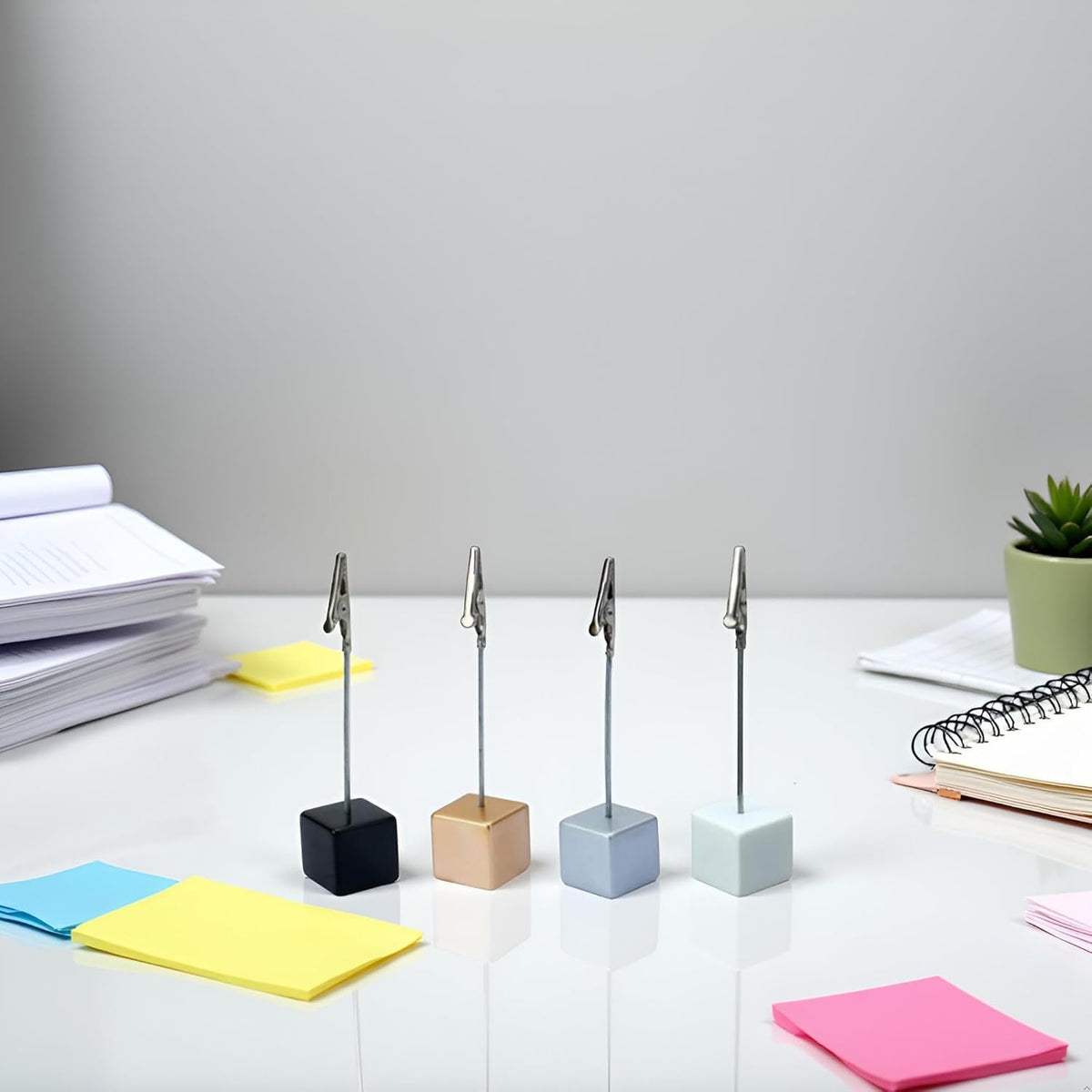 4-Pack Memo Clip Holders with Alligator Clips for Desk