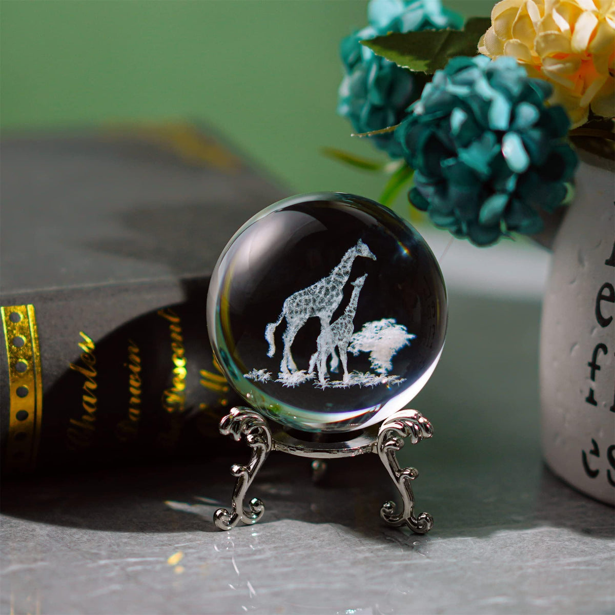 60mm 3D Laser-Engraved Mom & Baby Giraffe Crystal Ball Paperweight