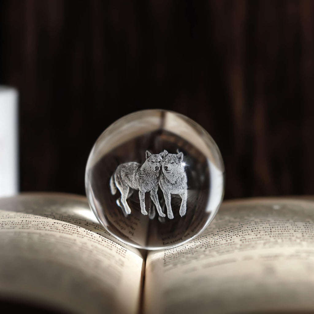 60mm Wolf Couple Crystal Ball Paperweight Desktop Decor